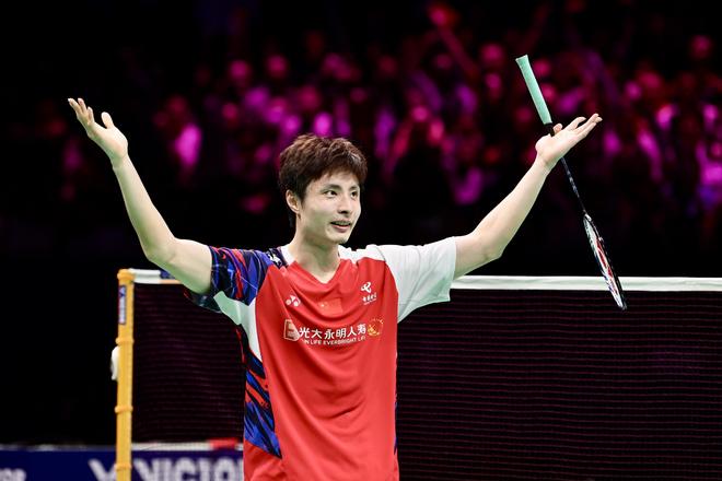 12人一样 12人一样