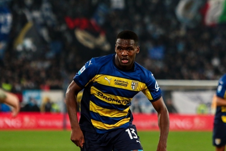 成为中国足 成为中国足