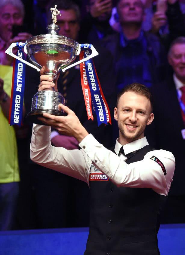 昨晚还在 昨晚还在